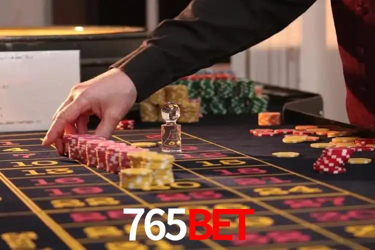 Desvendando o Mundo dos Jogos Virtuais na 765bet